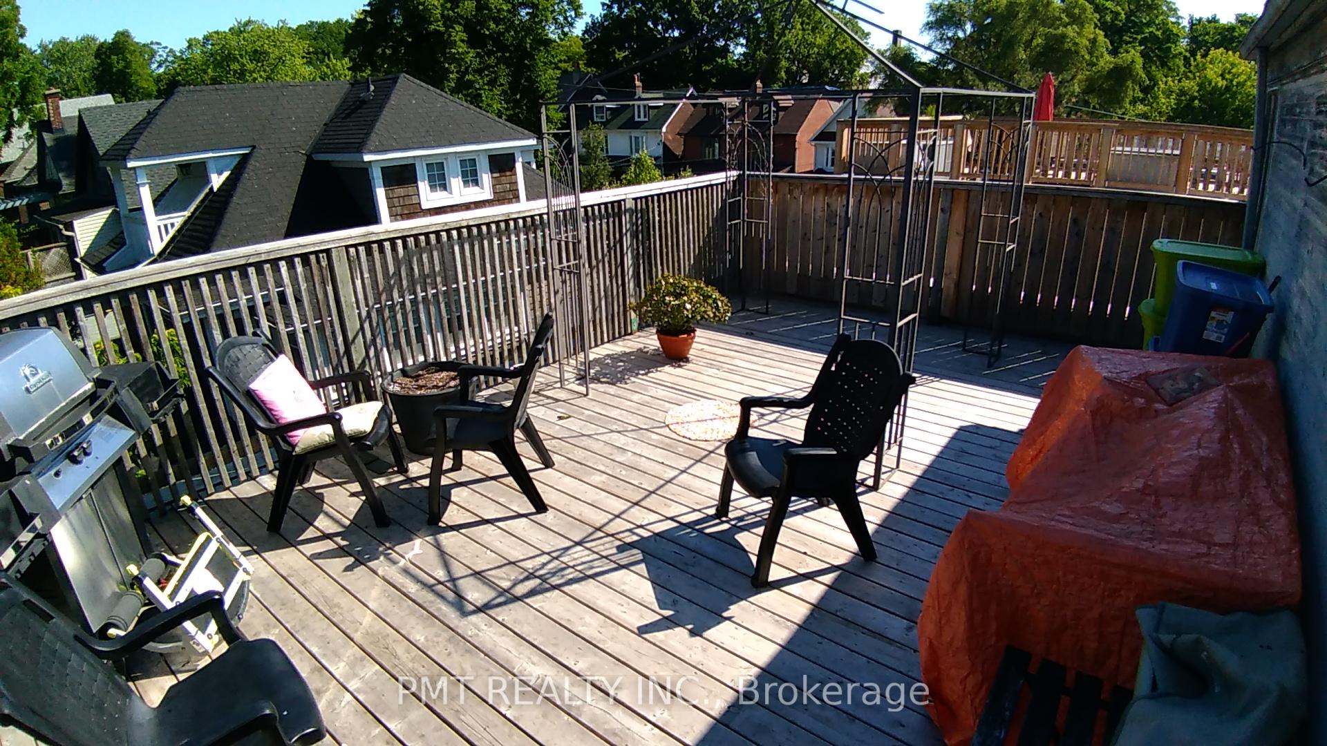 Photo 12 of Unit 4, 2064 Queen Street E, Toronto, The Beaches — HOMEH