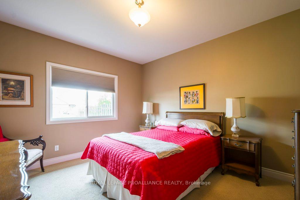 Photo 16 of 60 Princeton Place, Belleville, Thurlow Ward — HOMEH