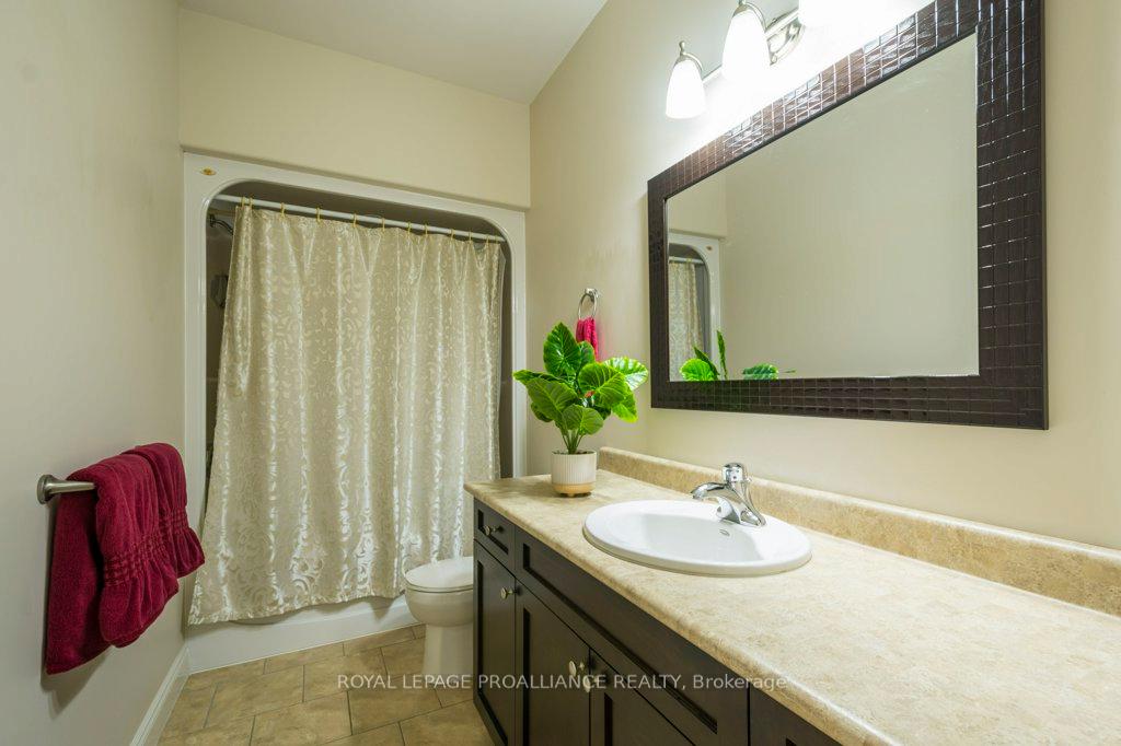 Photo 15 of 60 Princeton Place, Belleville, Thurlow Ward — HOMEH