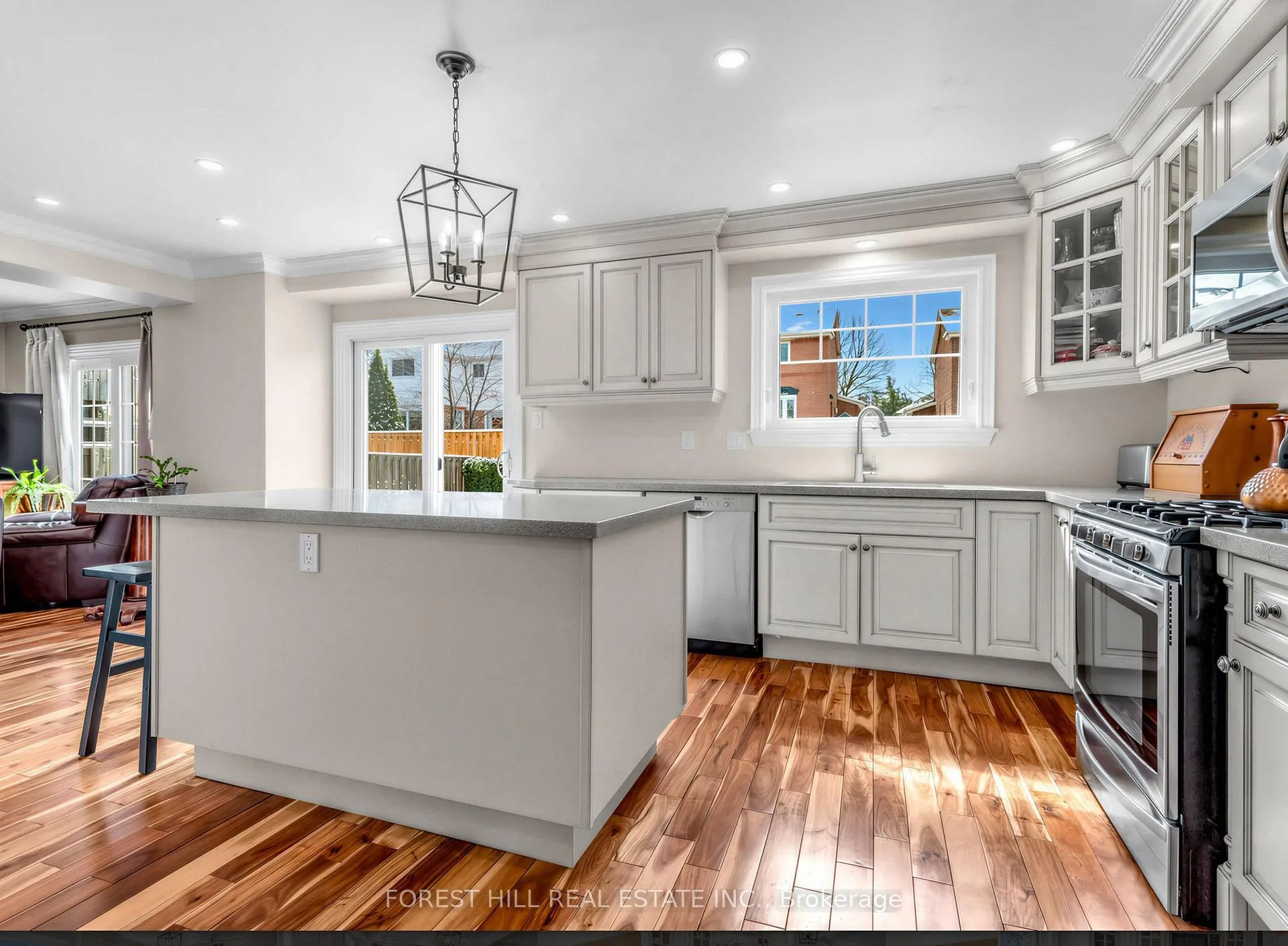 Photo 18 of 39 Freeman Road, Markham, Markham Village — HOMEH