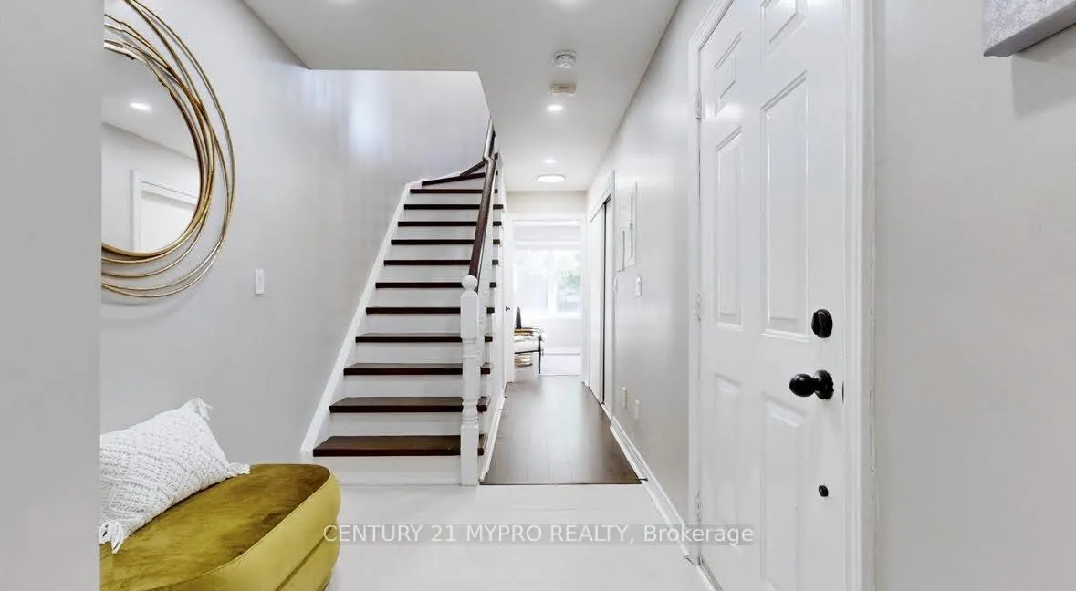 Photo 5 of 220 South Park Road, Markham, Commerce Valley — HOMEH