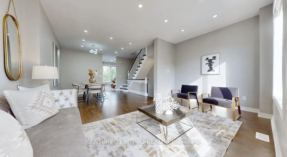 Photo 8 of 220 South Park Road, Markham, Commerce Valley — HOMEH