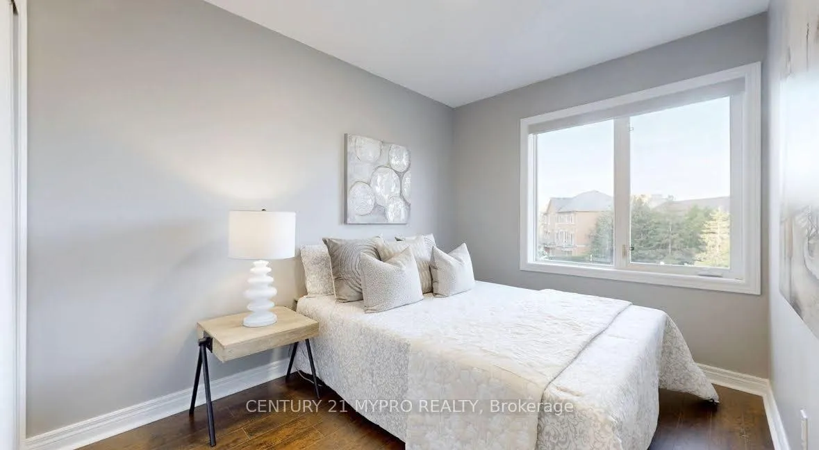Photo 16 of 220 South Park Road, Markham, Commerce Valley — HOMEH