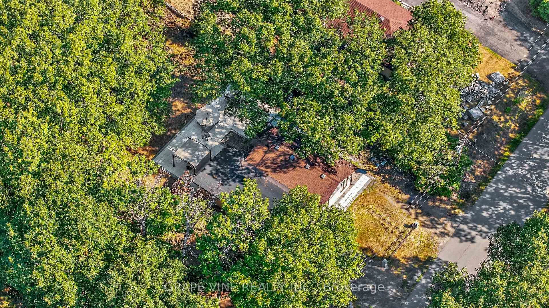 Photo 4 of 125 Hunter Crescent, Ottawa, Constance Bay — HOMEH