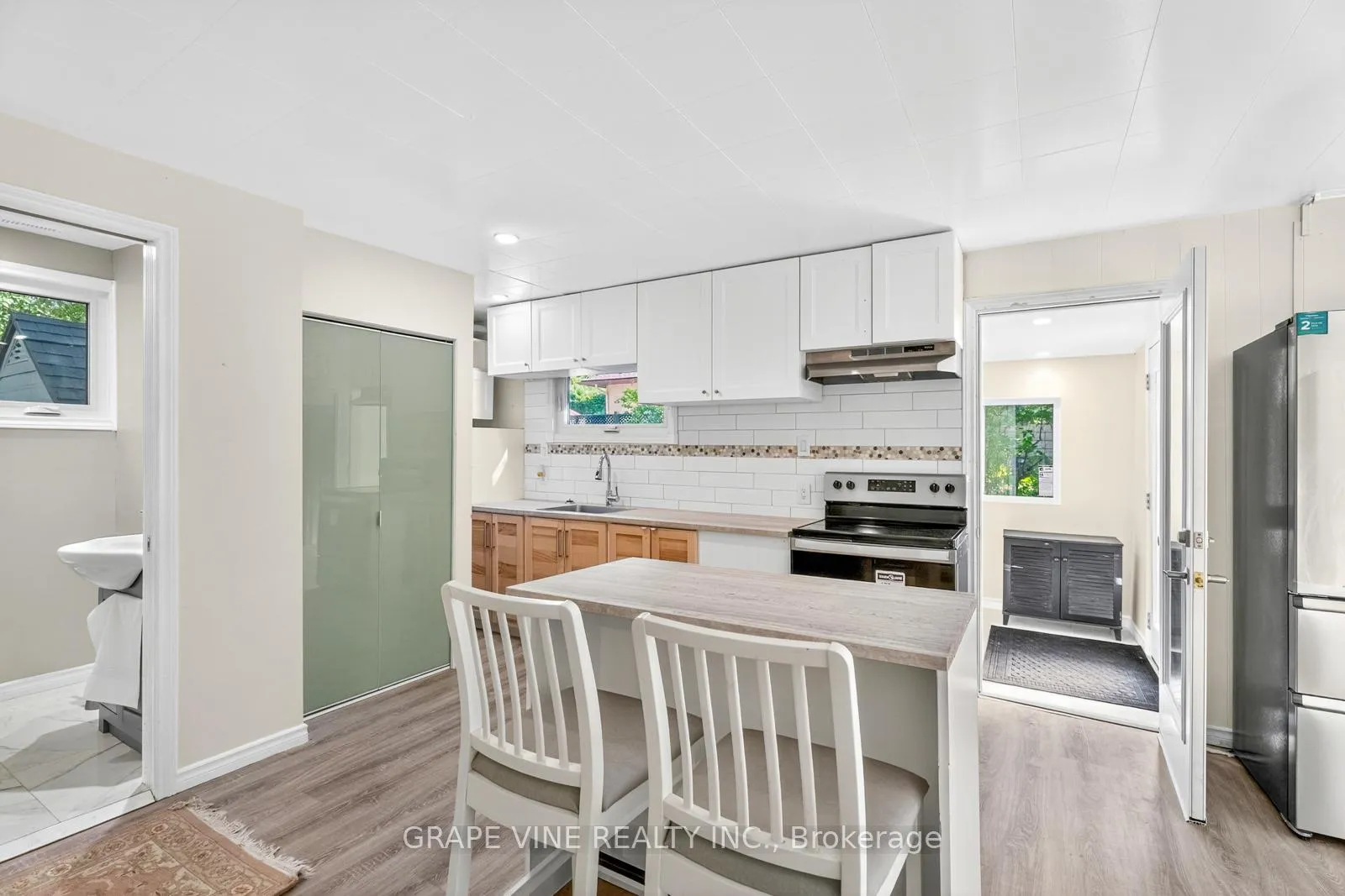 Photo 8 of 125 Hunter Crescent, Ottawa, Constance Bay — HOMEH