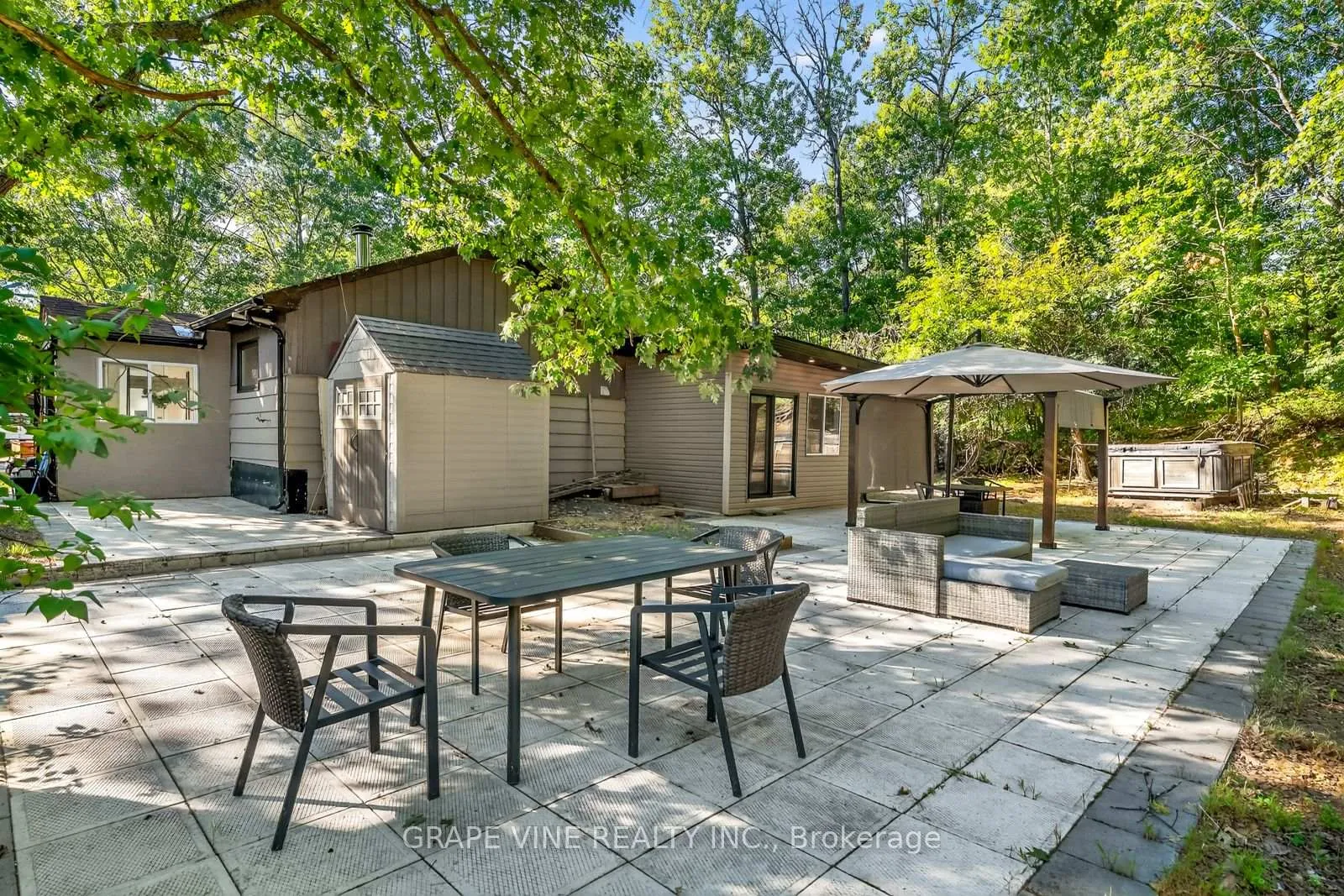 Photo 27 of 125 Hunter Crescent, Ottawa, Constance Bay — HOMEH