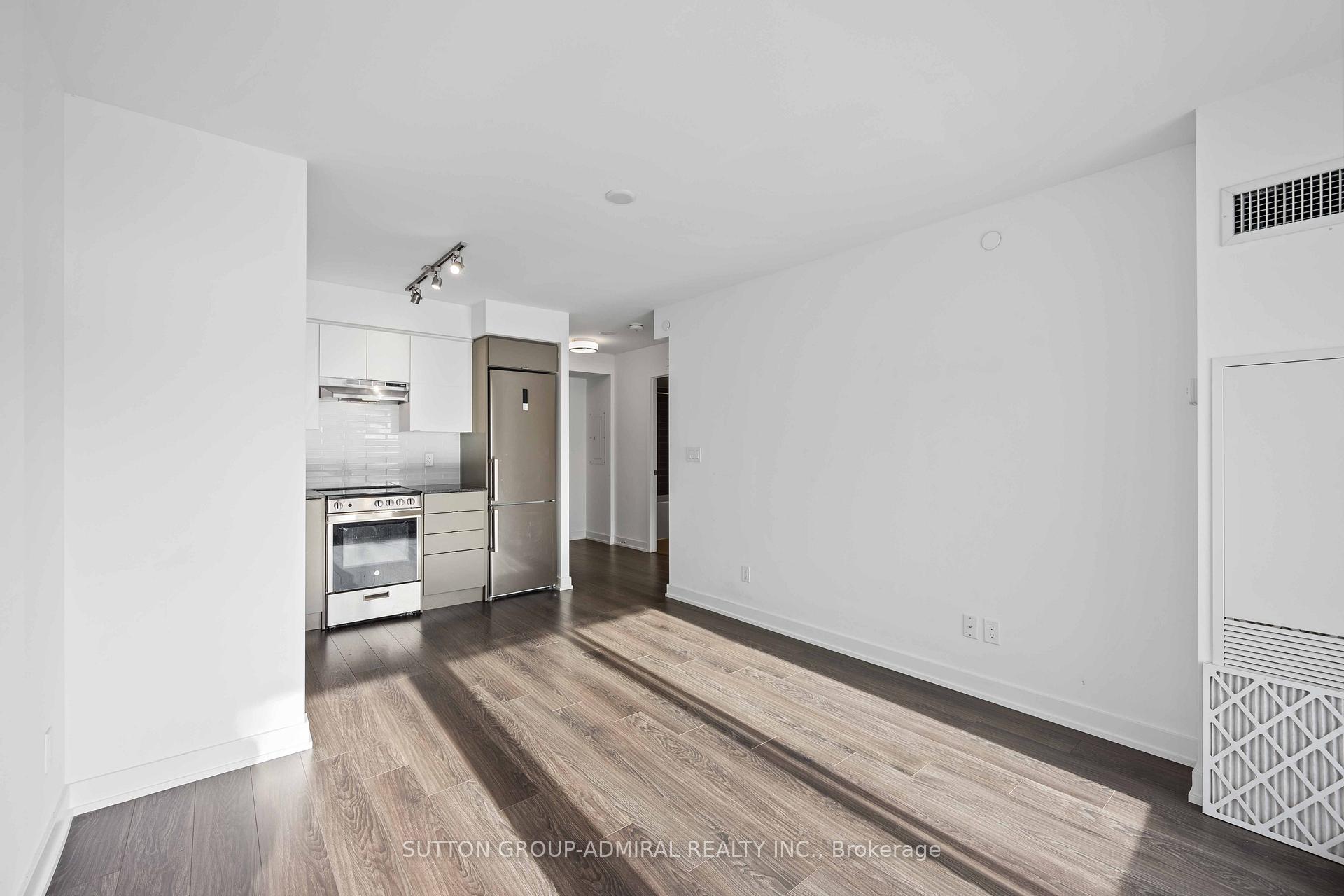 Photo 32 of Unit 316, 120 Varna Drive, Toronto, Englemount-Lawrence — HOMEH