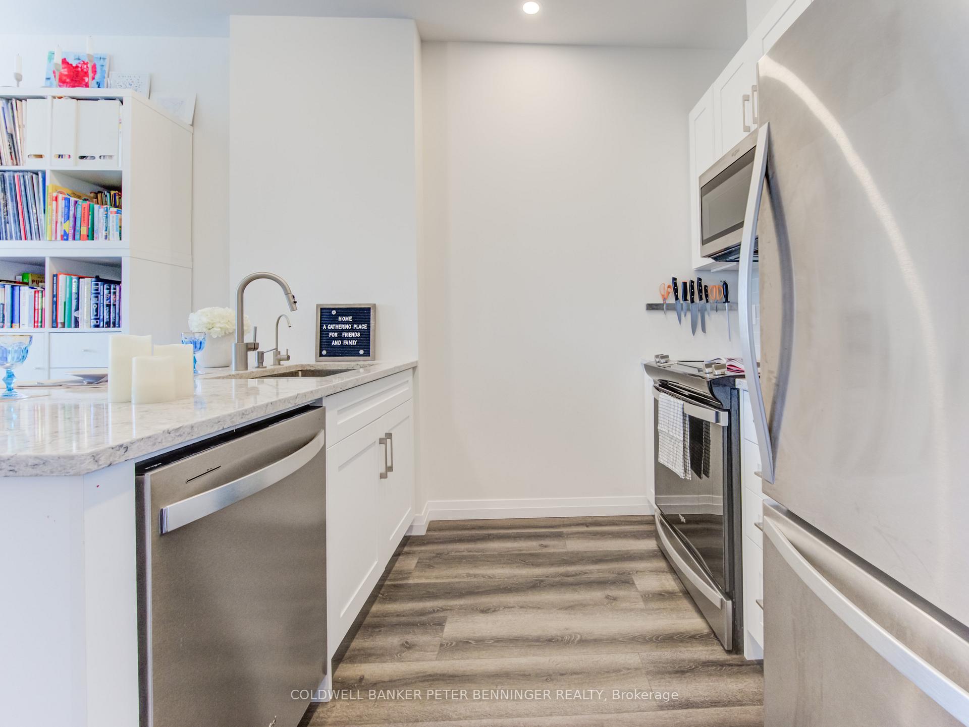 Photo 6 of Unit 303, 60 Charles Street W, Kitchener — HOMEH