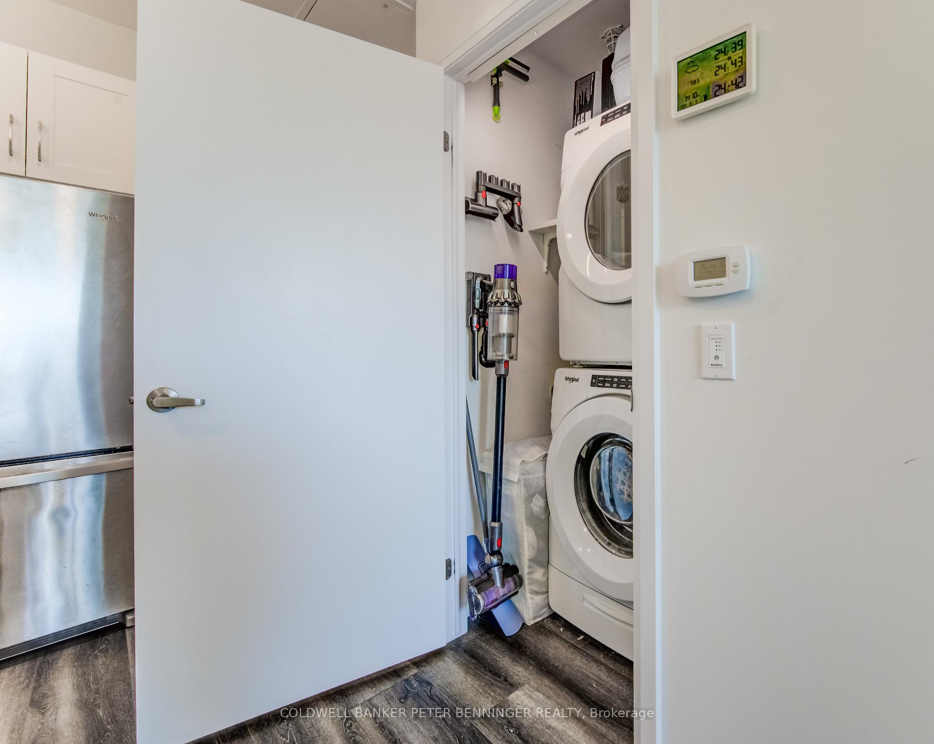 Photo 11 of Unit 303, 60 Charles Street W, Kitchener — HOMEH