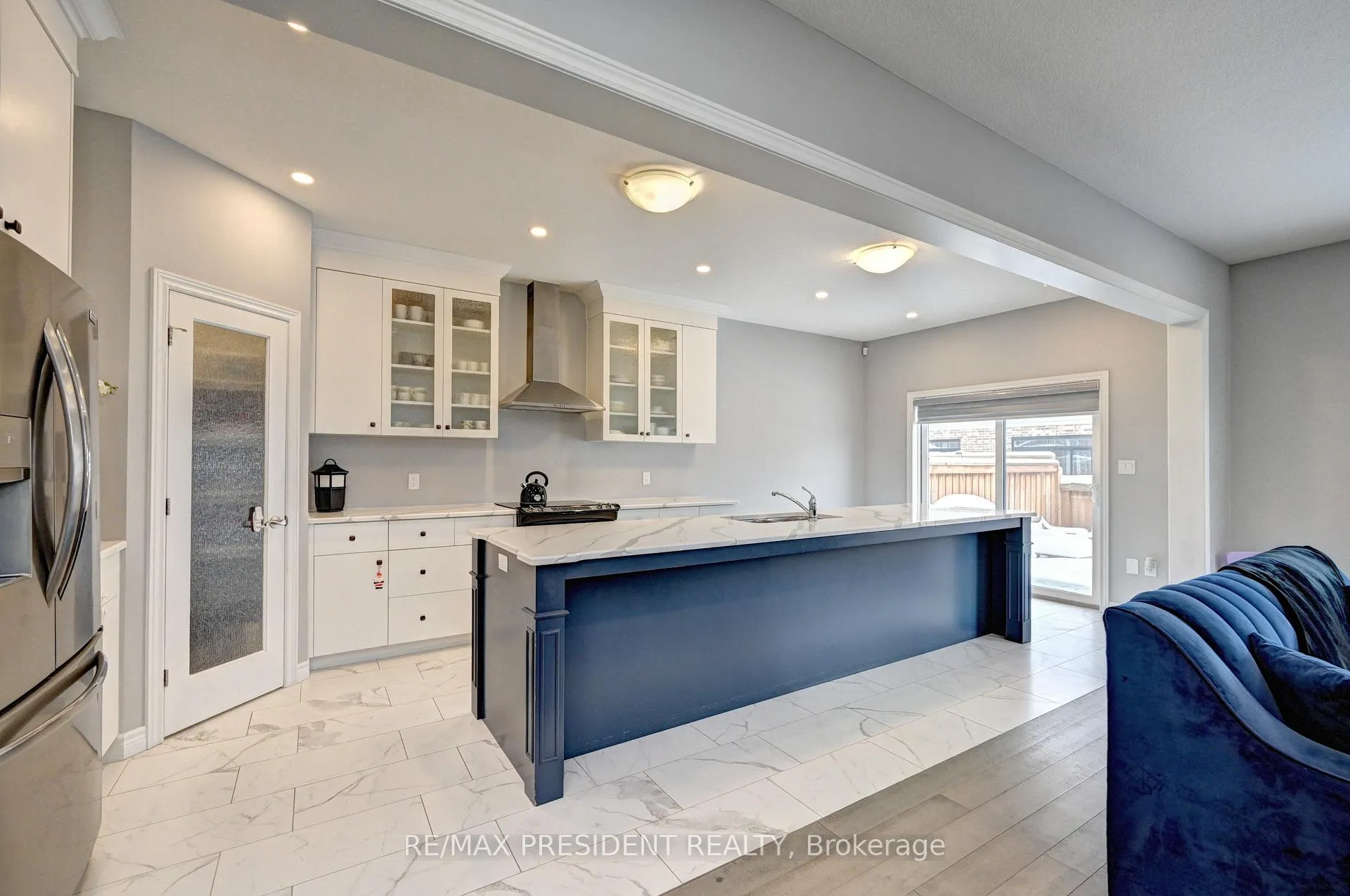 Photo 14 of 552 Florencedale Crescent, Kitchener, Huron Park — HOMEH