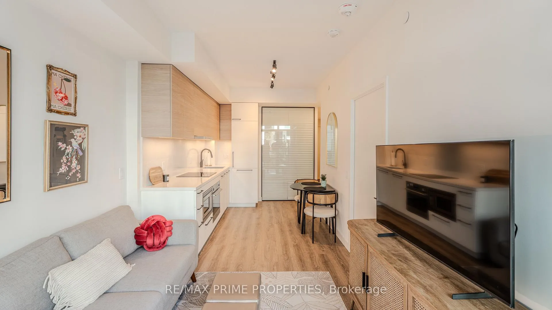 Photo 6 of Unit 344, 1050 Eastern Avenue, Toronto, The Beaches — HOMEH