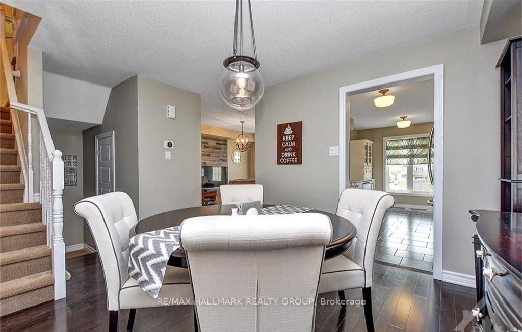 Photo 5 of 445 Meadowhawk Crescent, Ottawa, Barrhaven - Half Moon Bay — HOMEH