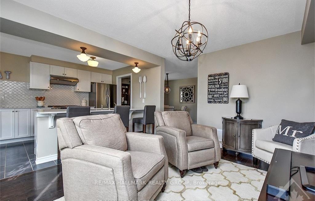 Photo 13 of 445 Meadowhawk Crescent, Ottawa, Barrhaven - Half Moon Bay — HOMEH