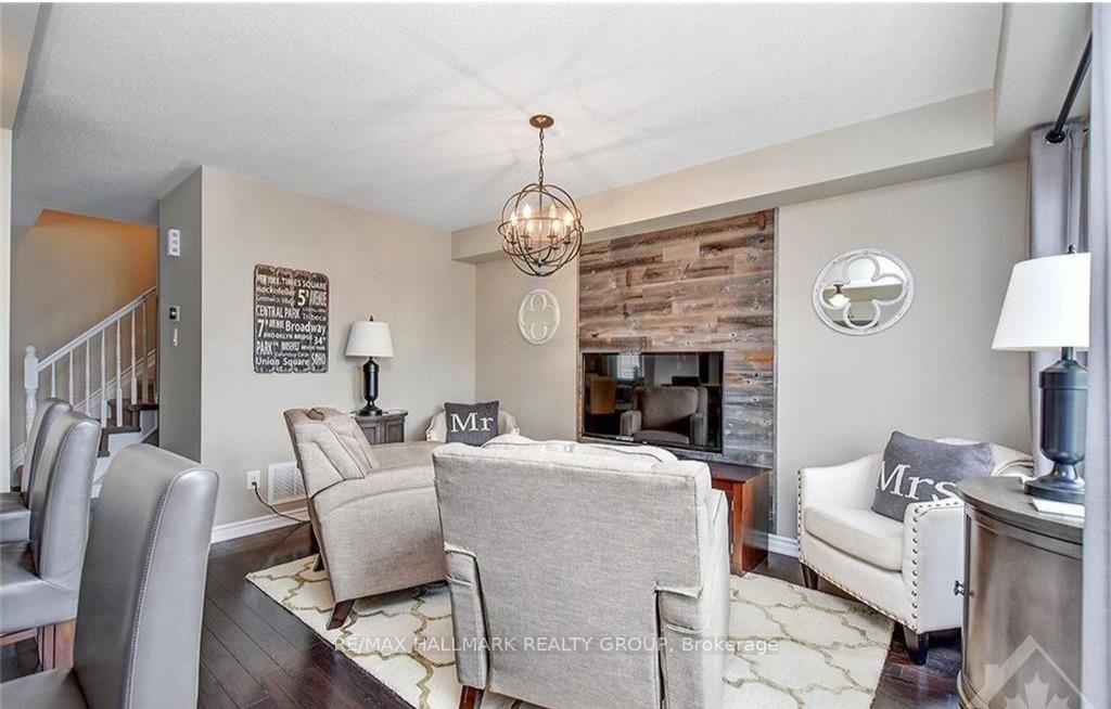 Photo 14 of 445 Meadowhawk Crescent, Ottawa, Barrhaven - Half Moon Bay — HOMEH