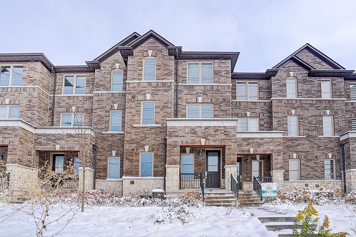 Front of 34 Vestry Way