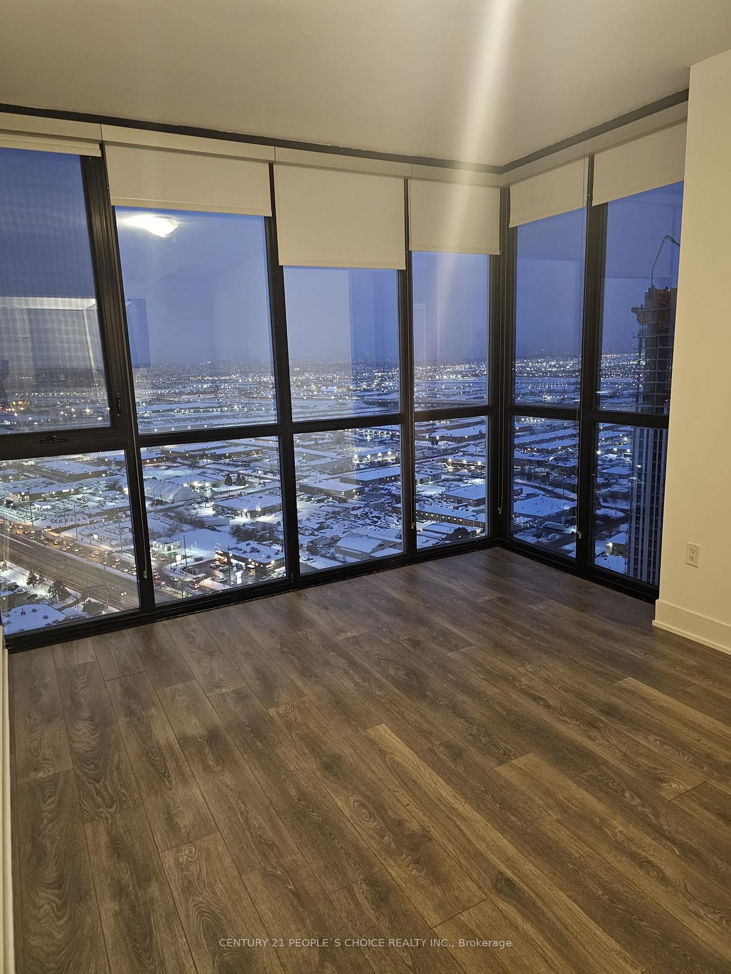 Photo 6 of Unit 3501, 2908 Highway 7 Road, Vaughan, Vaughan Corporate Centre — HOMEH
