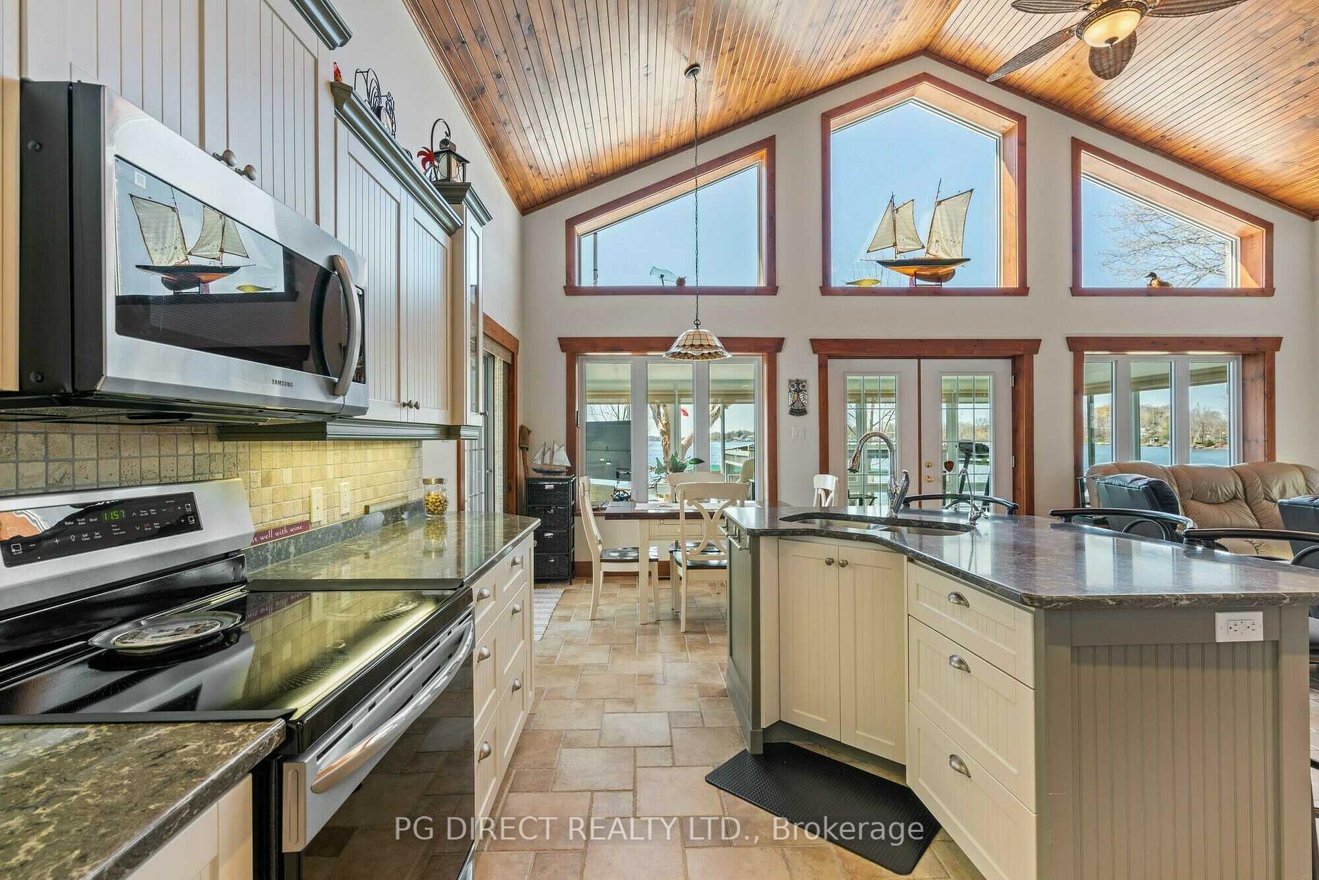 Photo 8 of 14 Gullymeade Road, Edwardsburgh/Cardinal, Edwardsburgh/Cardinal Twp — HOMEH