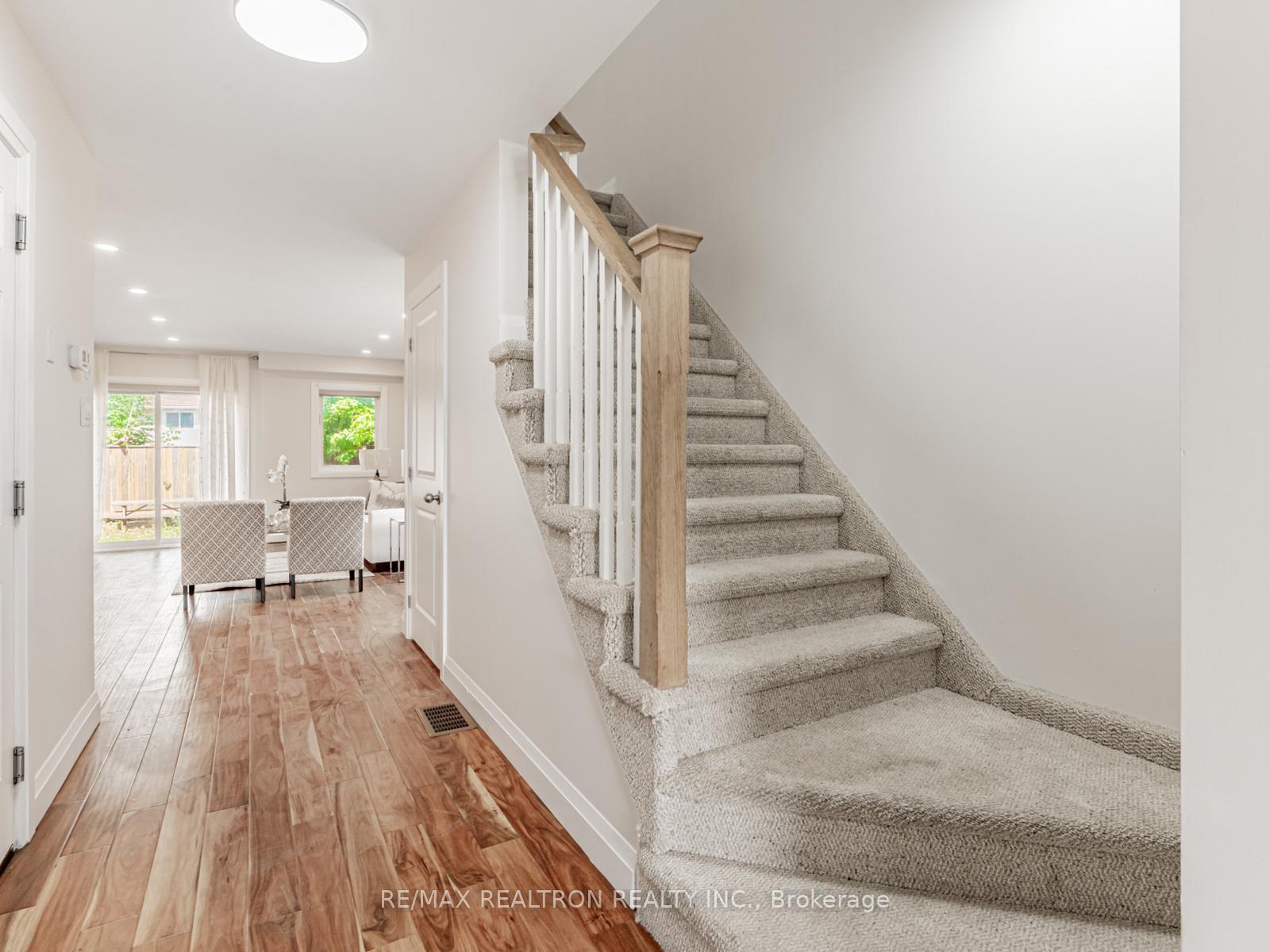 Photo 4 of 14b Ferris Lane, Barrie, Cundles East — HOMEH