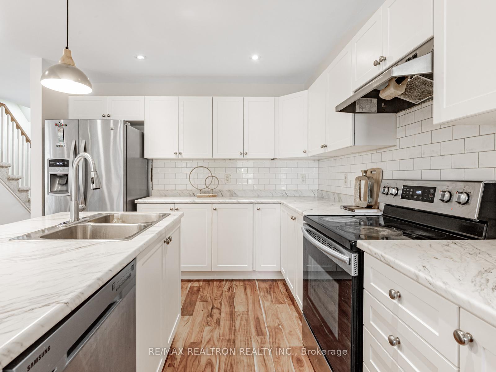 Photo 11 of 14b Ferris Lane, Barrie, Cundles East — HOMEH