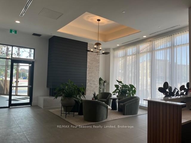 Photo 4 of Unit 419, 31 Huron Street, Collingwood — HOMEH