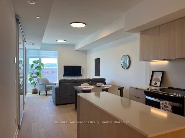 Photo 6 of Unit 419, 31 Huron Street, Collingwood — HOMEH