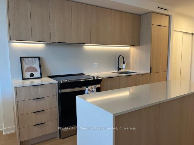 Photo 8 of Unit 419, 31 Huron Street, Collingwood — HOMEH