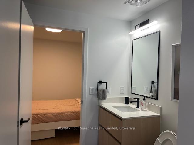 Photo 14 of Unit 419, 31 Huron Street, Collingwood — HOMEH