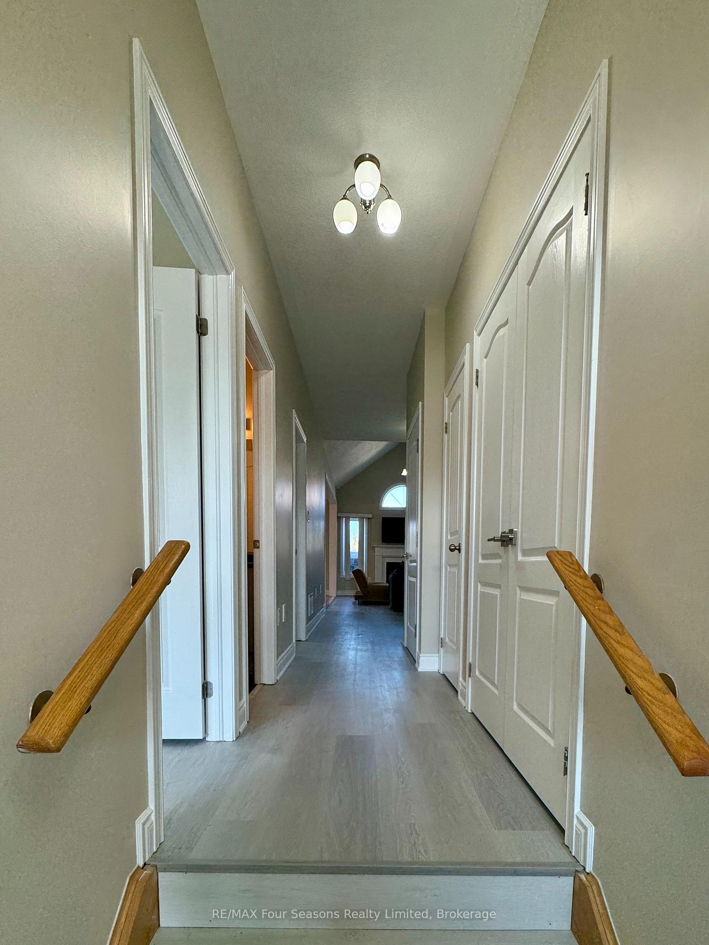 Photo 3 of Unit UPPER, 21 Cooper Street, Collingwood — HOMEH