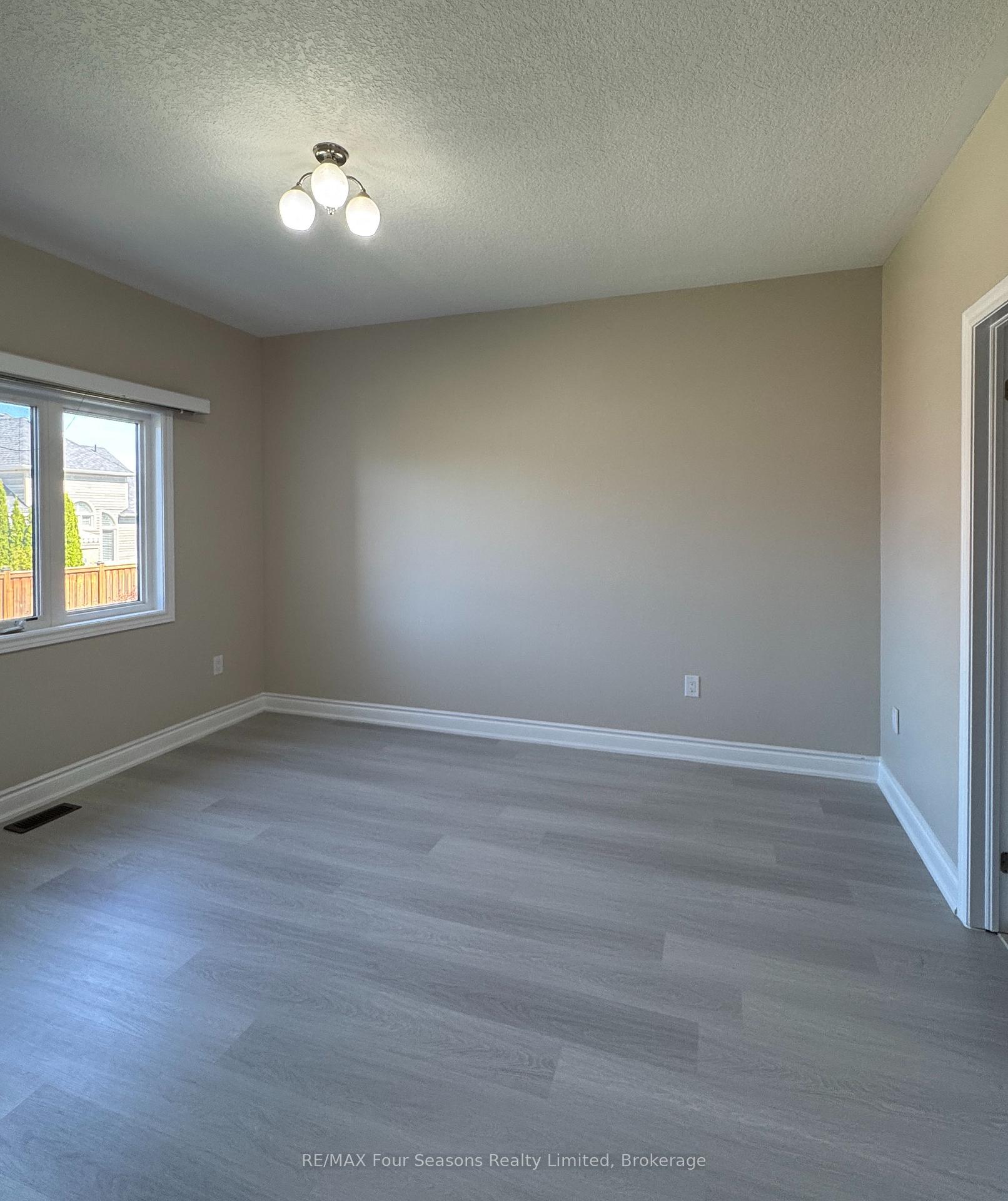 Photo 4 of Unit UPPER, 21 Cooper Street, Collingwood — HOMEH