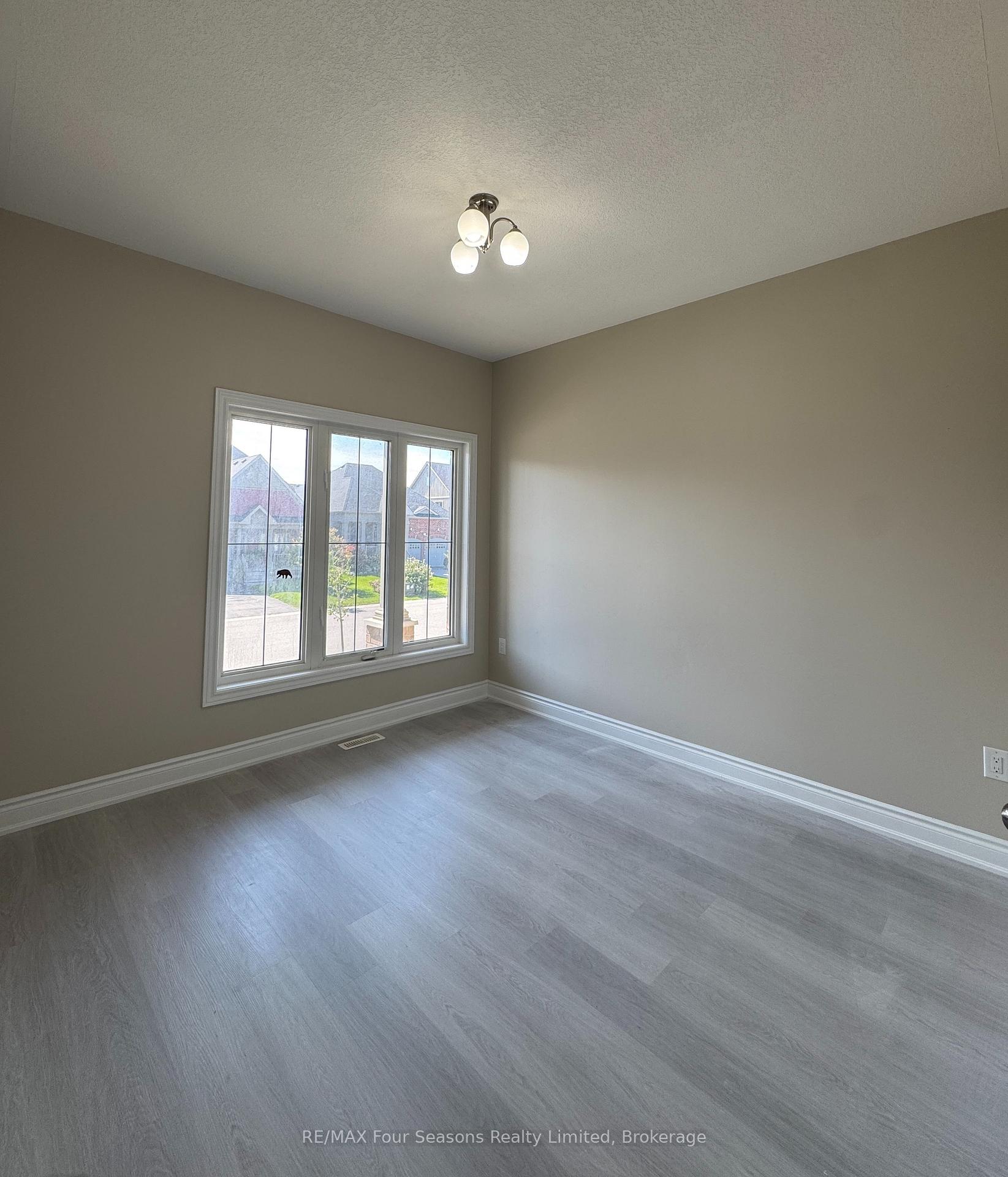 Photo 7 of Unit UPPER, 21 Cooper Street, Collingwood — HOMEH