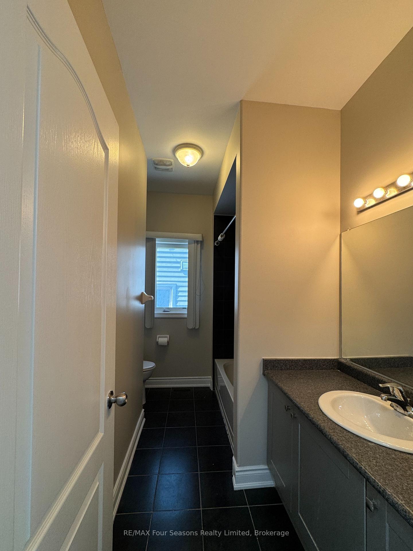 Photo 9 of Unit UPPER, 21 Cooper Street, Collingwood — HOMEH