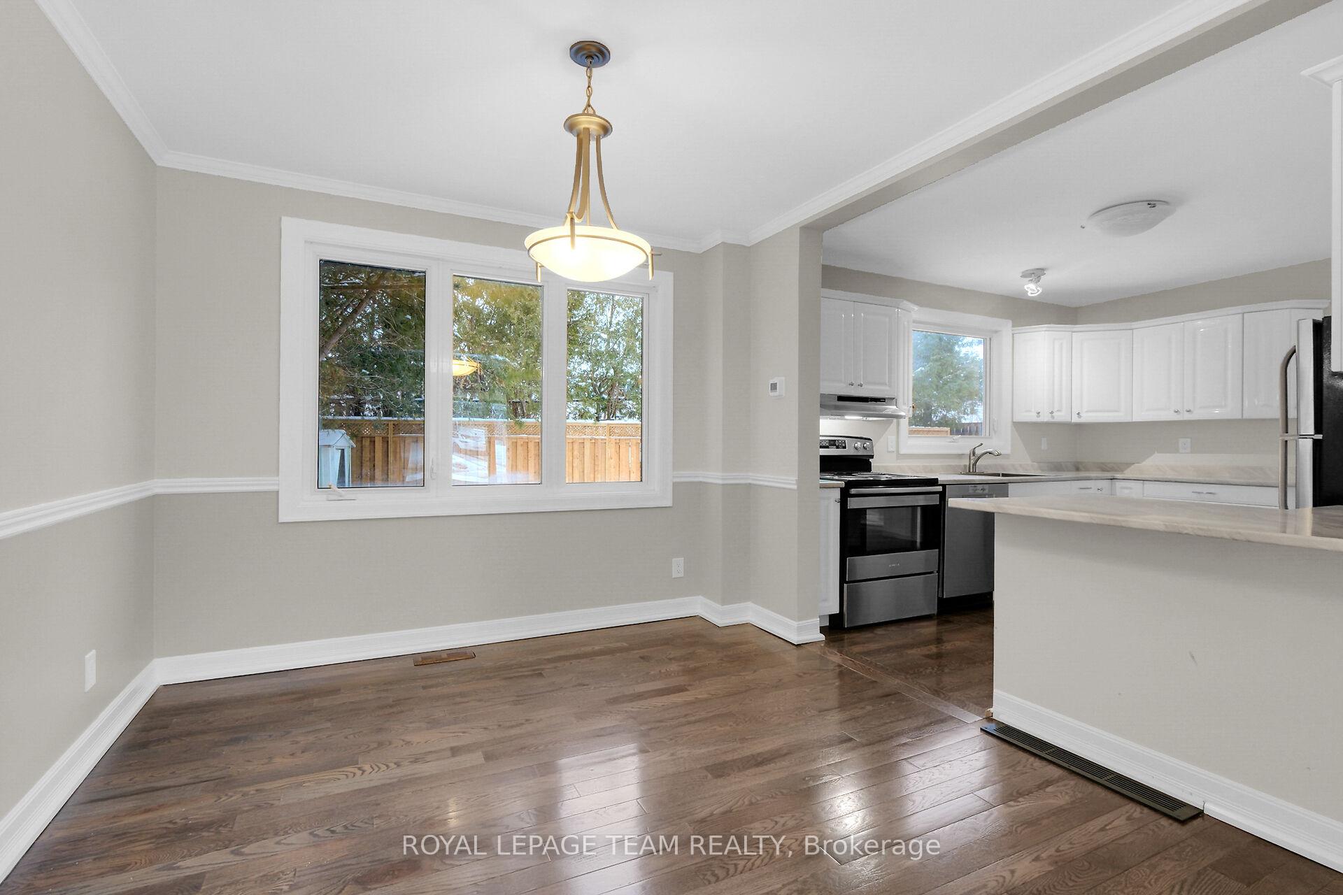 Photo 11 of 2193 Valley Drive, Ottawa, Elmvale Acres/Urbandale — HOMEH