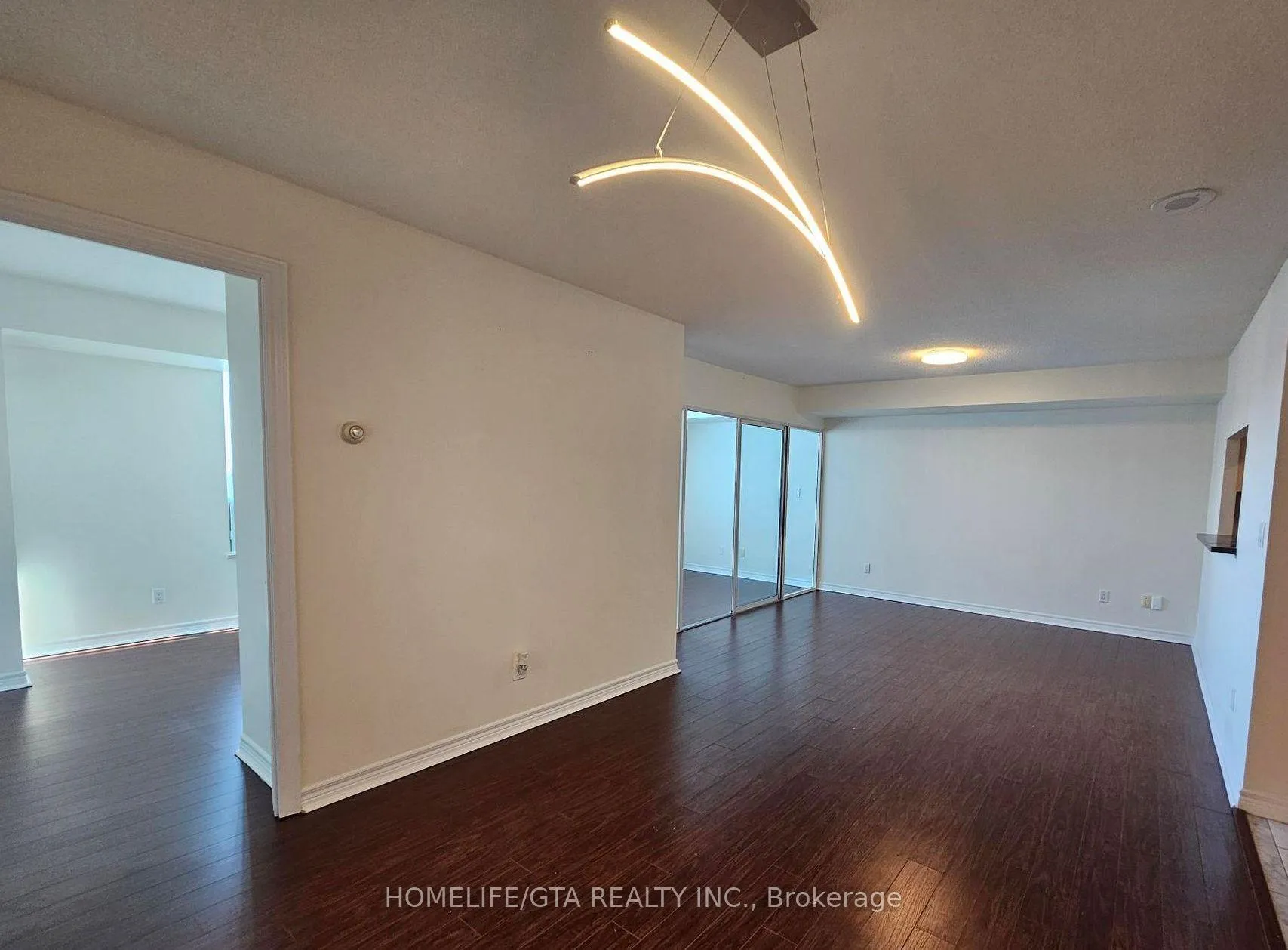 Photo 8 of Unit 3030, 68 Corporate Drive, Scarborough, Woburn — HOMEH