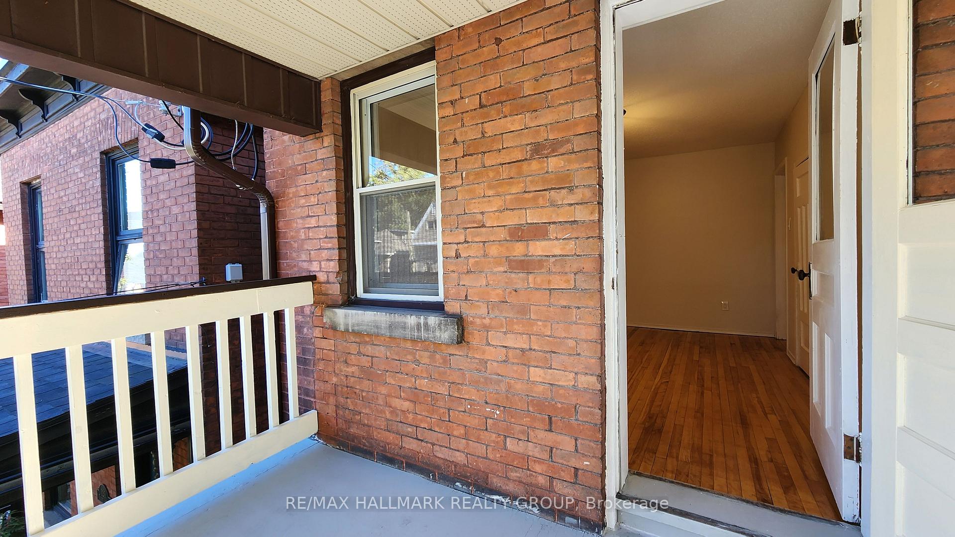 Photo 9 of Unit 2, 122 Fourth Avenue, Ottawa, Glebe — HOMEH