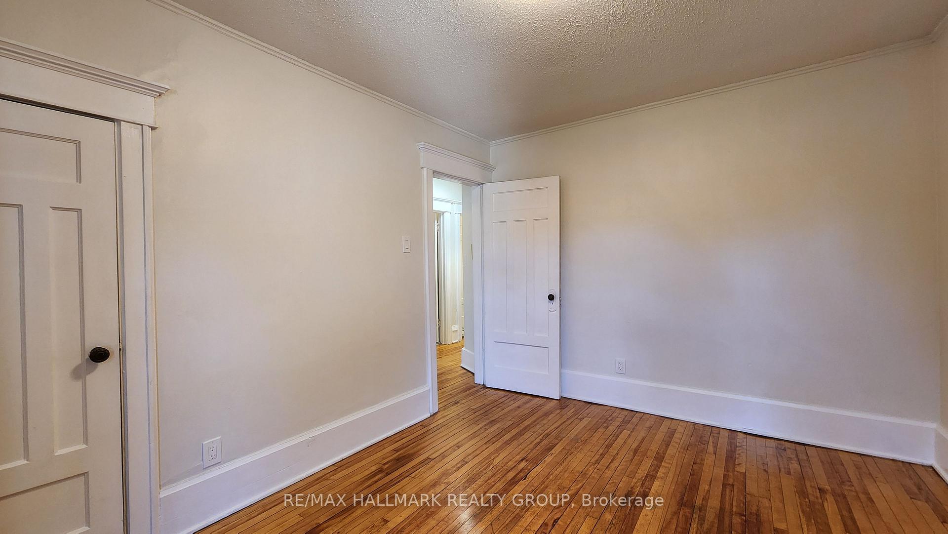 Photo 23 of Unit 2, 122 Fourth Avenue, Ottawa, Glebe — HOMEH