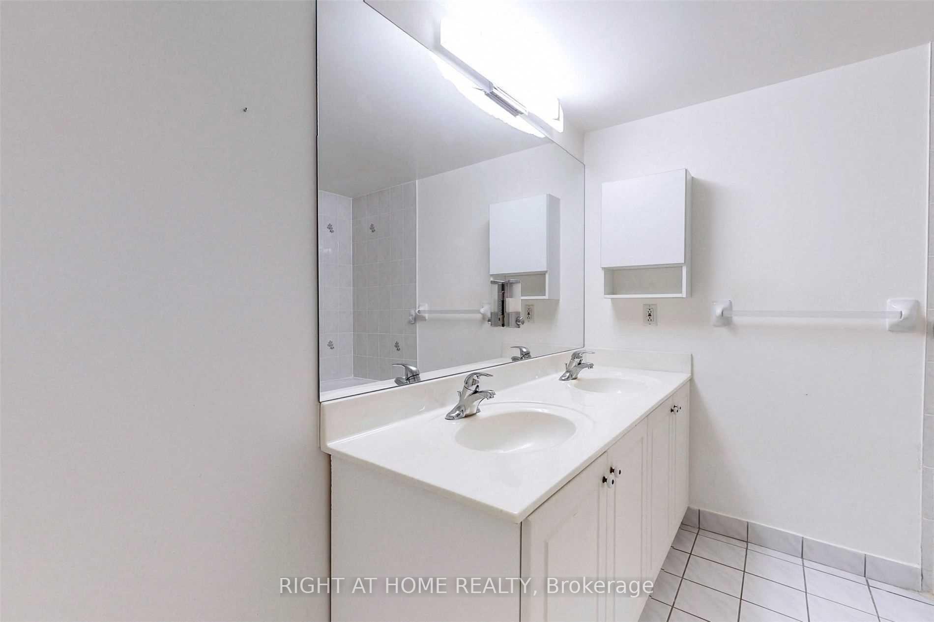 Photo 22 of Unit 906, 135 Pond Drive, Markham, Commerce Valley — HOMEH