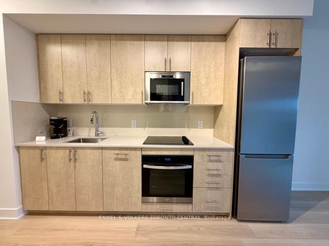Photo 5 of Unit 359, 2425 Simcoe Street N, Oshawa, Windfields — HOMEH