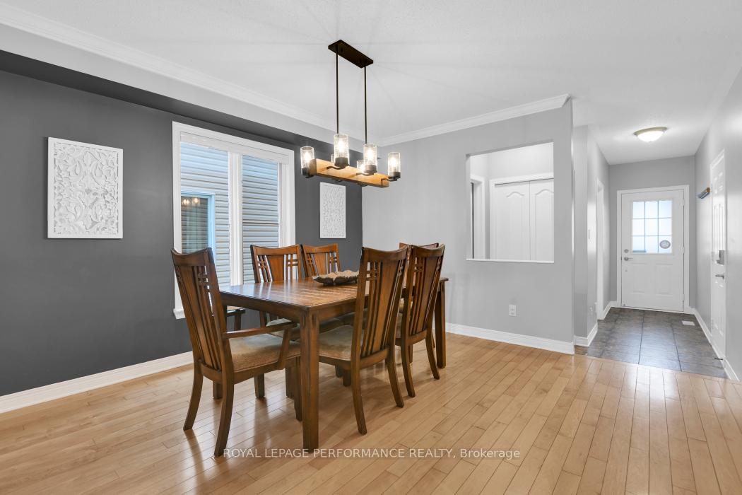 Photo 8 of 10 San Mateo Drive, Ottawa, Barrhaven - Longfields — HOMEH