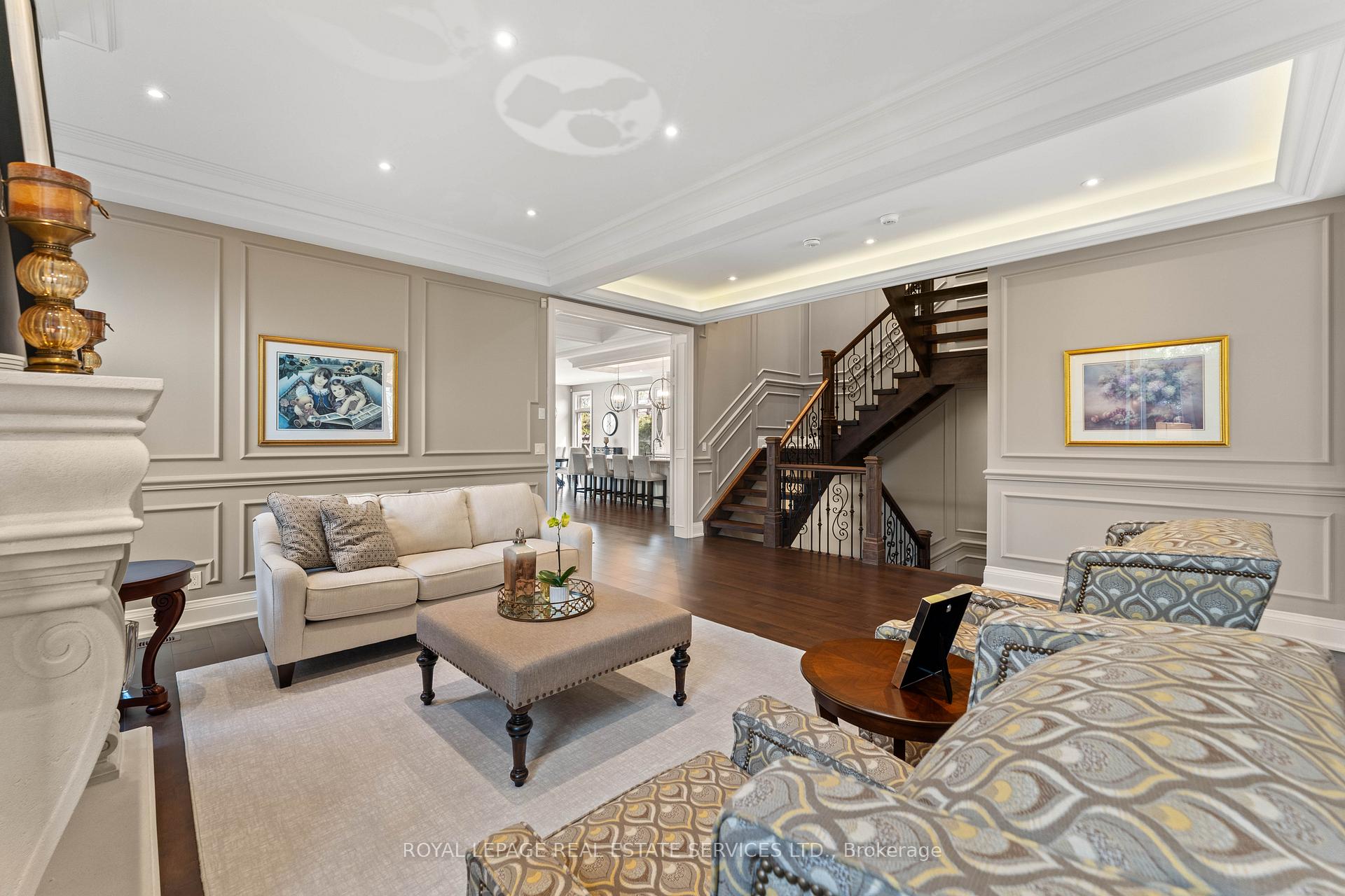 Photo 6 of 50 Fairway Drive, Aurora, Aurora Highlands — HOMEH