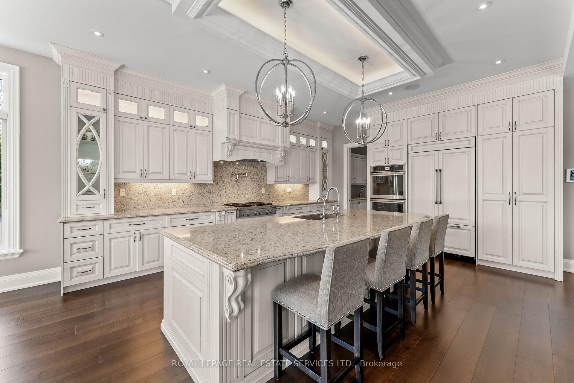 Photo 13 of 50 Fairway Drive, Aurora, Aurora Highlands — HOMEH
