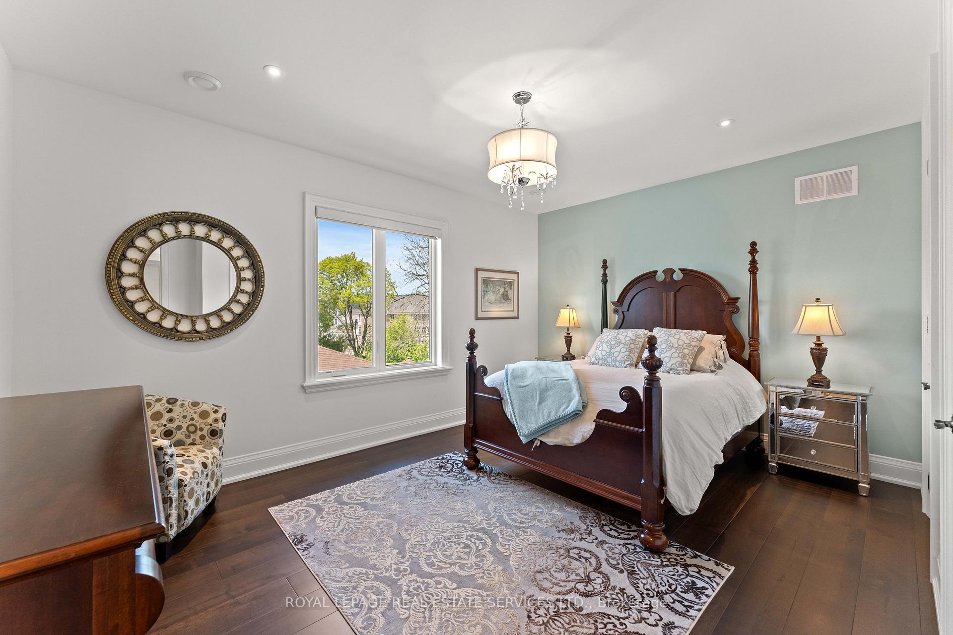 Photo 26 of 50 Fairway Drive, Aurora, Aurora Highlands — HOMEH