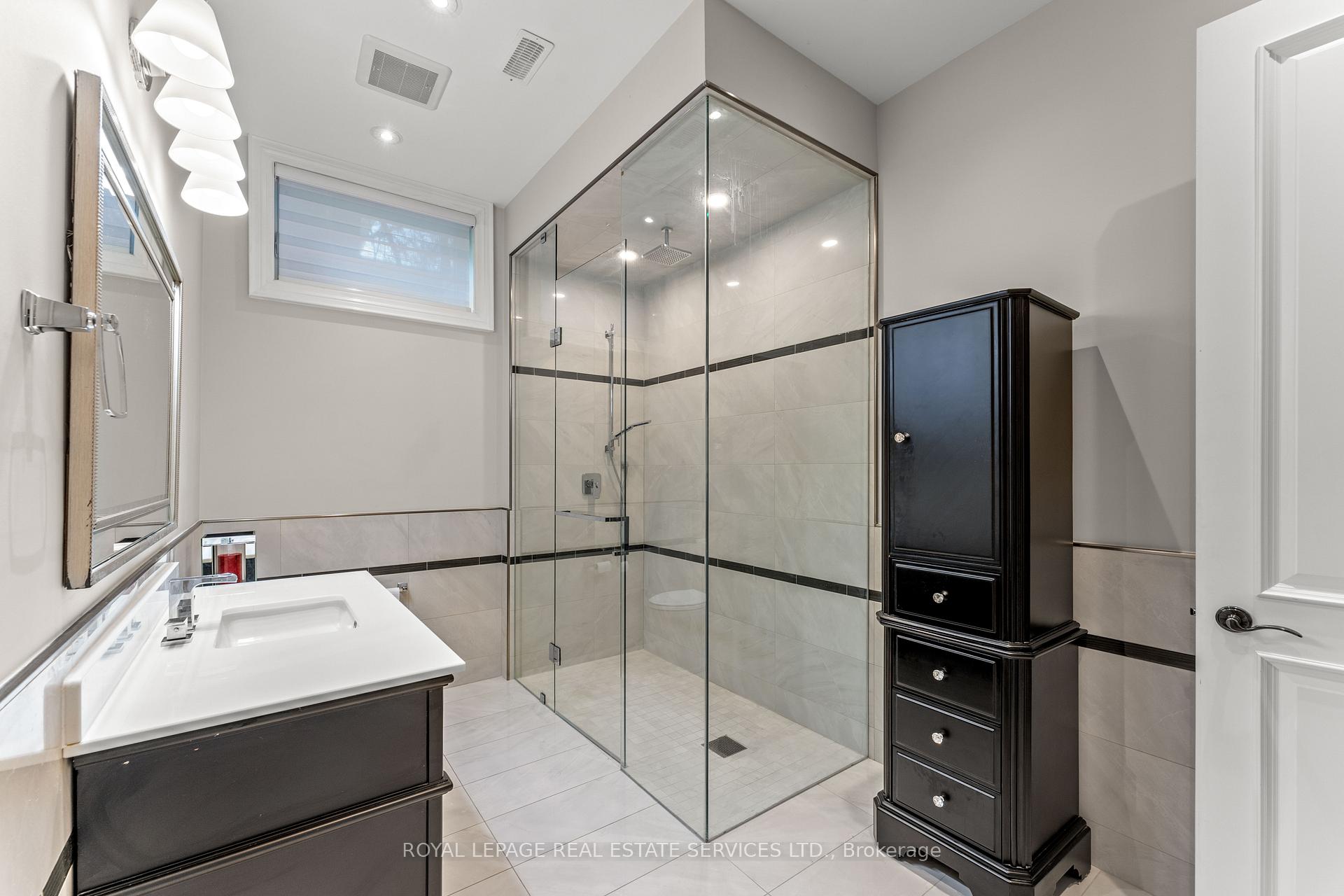 Photo 39 of 50 Fairway Drive, Aurora, Aurora Highlands — HOMEH