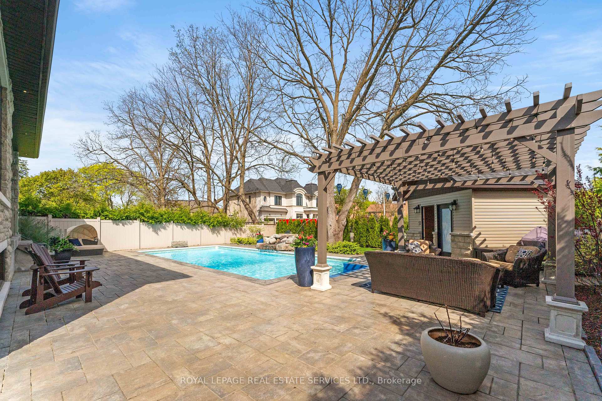 Photo 40 of 50 Fairway Drive, Aurora, Aurora Highlands — HOMEH