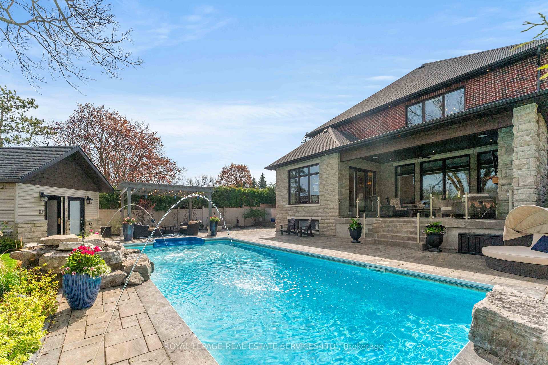 Photo 42 of 50 Fairway Drive, Aurora, Aurora Highlands — HOMEH
