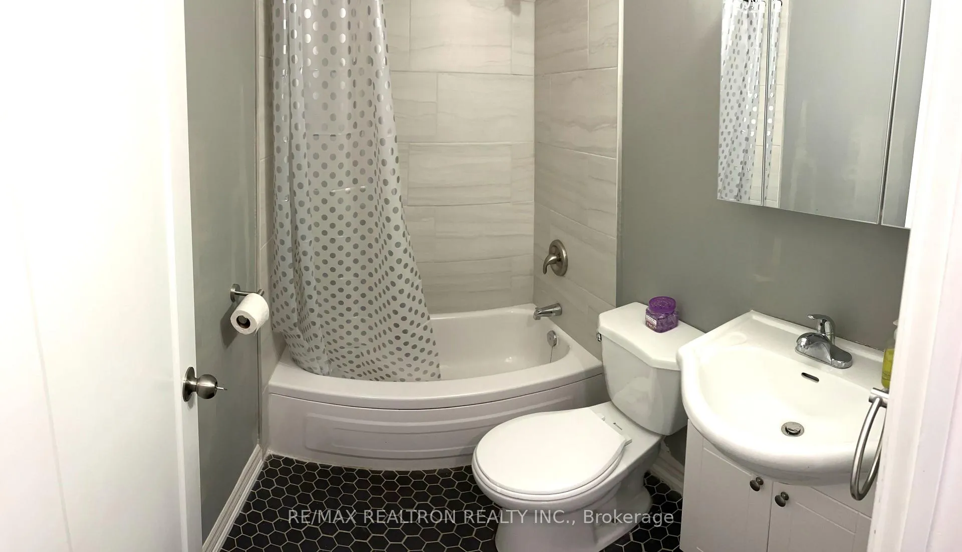 Photo 2 of Unit unit #7, 154 James Street, Hamilton, Beasley — HOMEH