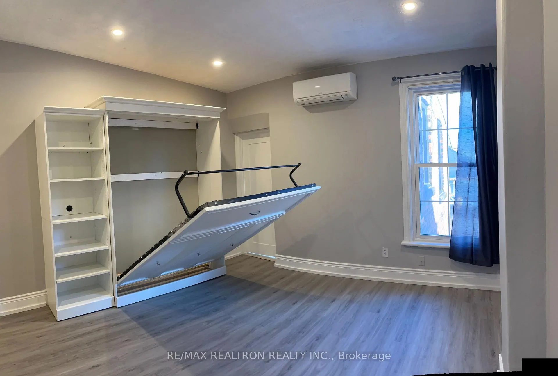 Photo 3 of Unit unit #7, 154 James Street, Hamilton, Beasley — HOMEH