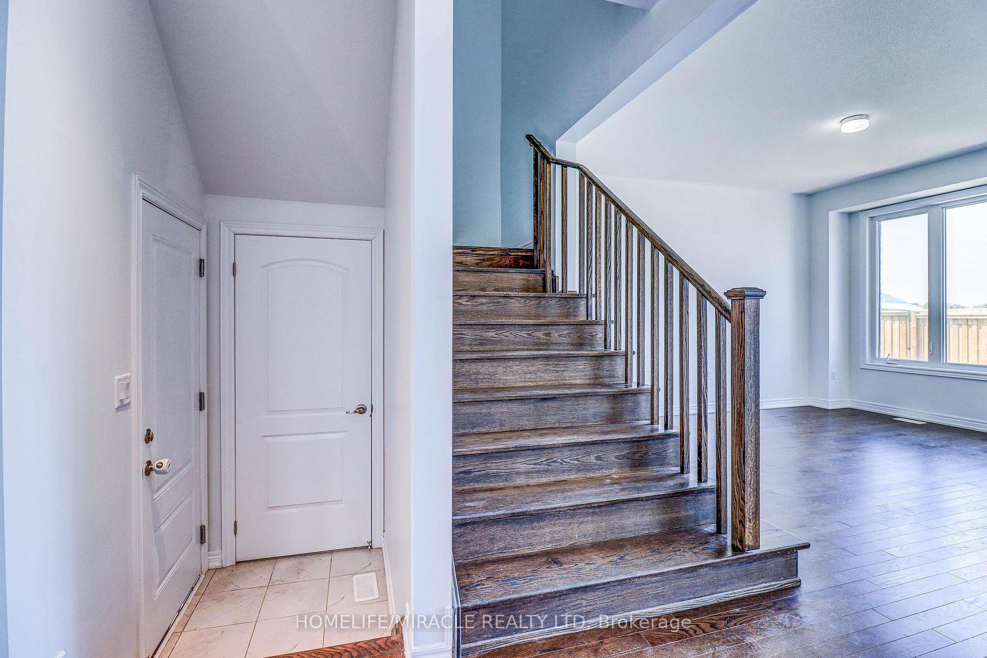 Photo 21 of 175 Fenchurch Manor, Barrie, Rural Barrie Southeast — HOMEH