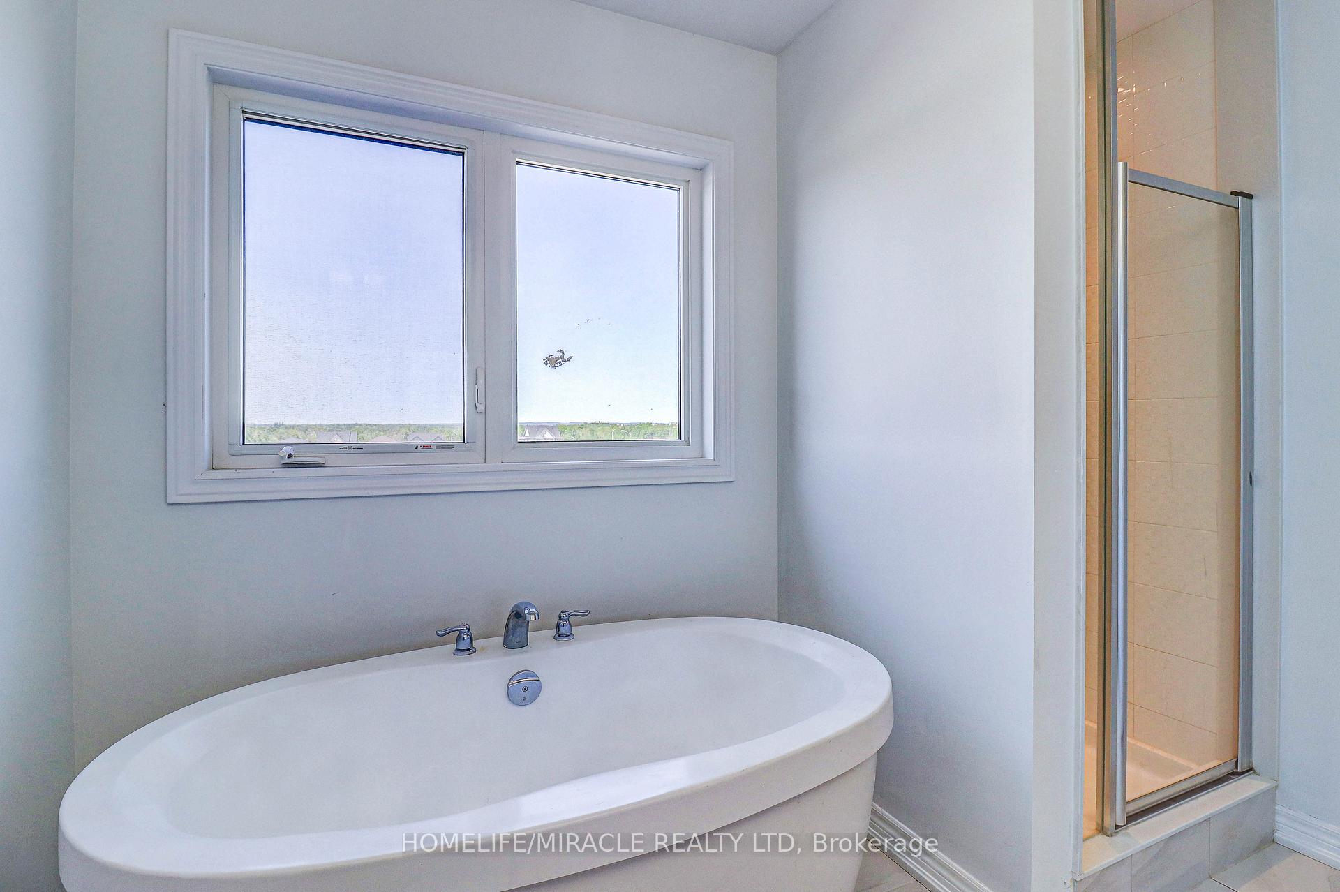 Photo 30 of 175 Fenchurch Manor, Barrie, Rural Barrie Southeast — HOMEH