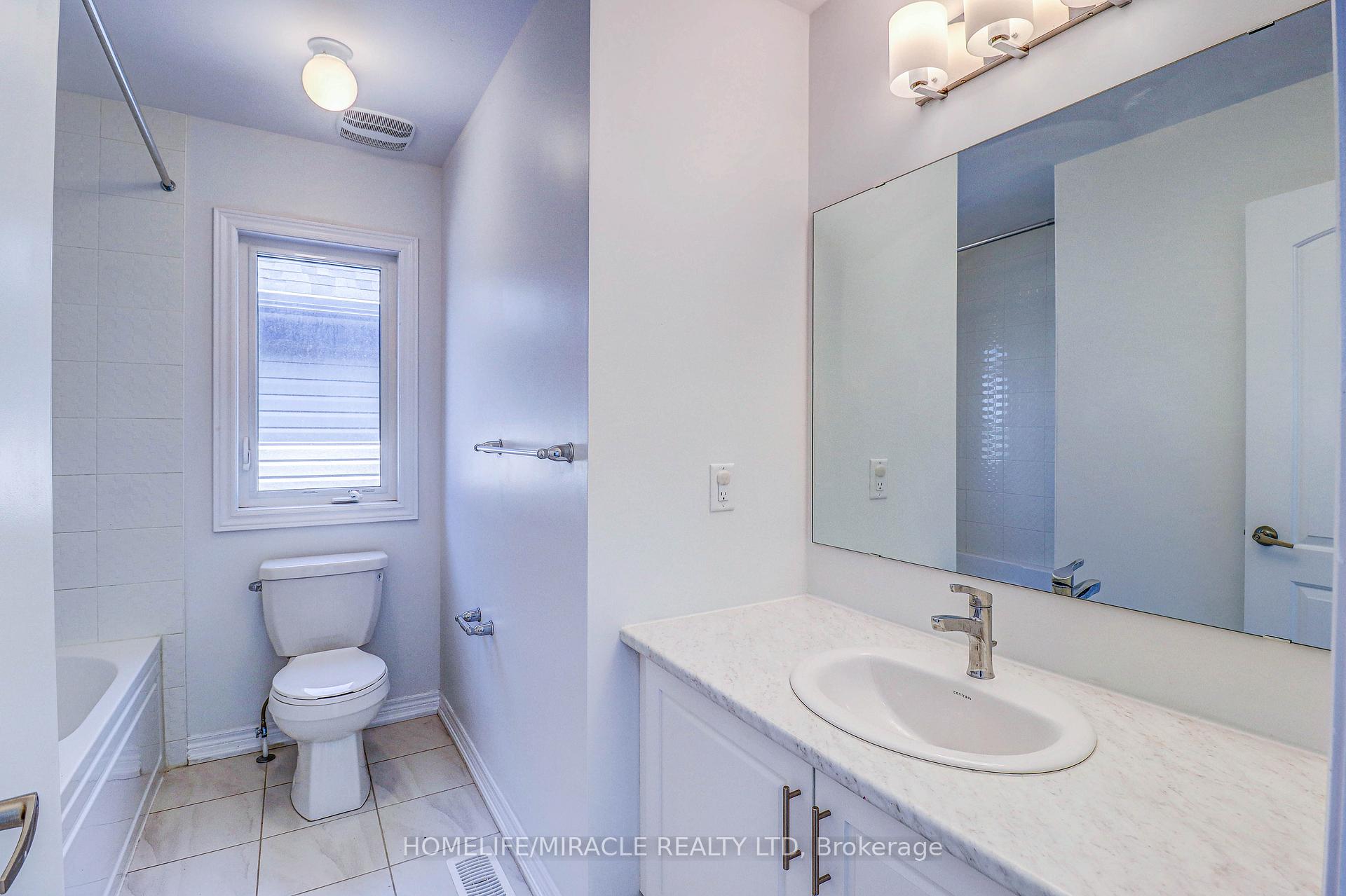Photo 34 of 175 Fenchurch Manor, Barrie, Rural Barrie Southeast — HOMEH