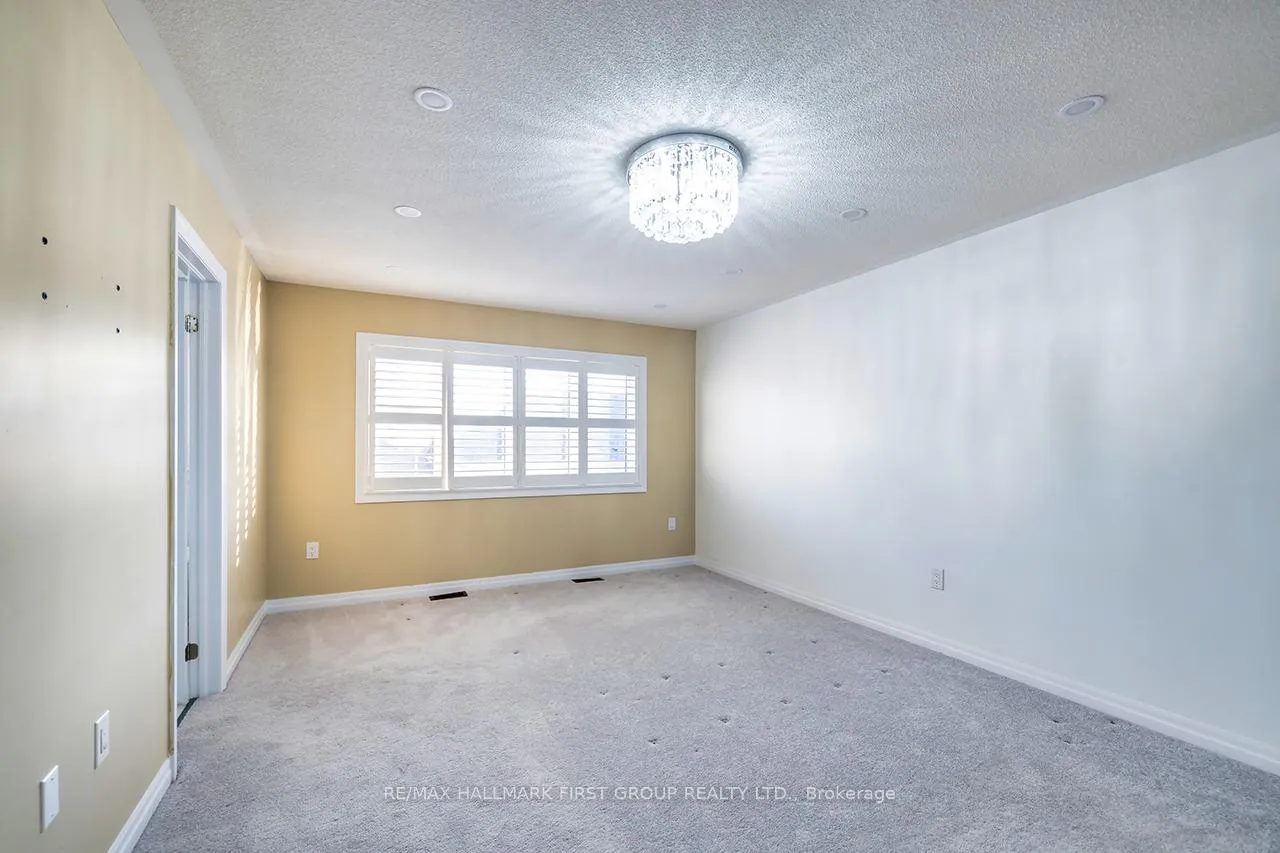 Photo 18 of 183 Flood Avenue, Clarington, Newcastle — HOMEH